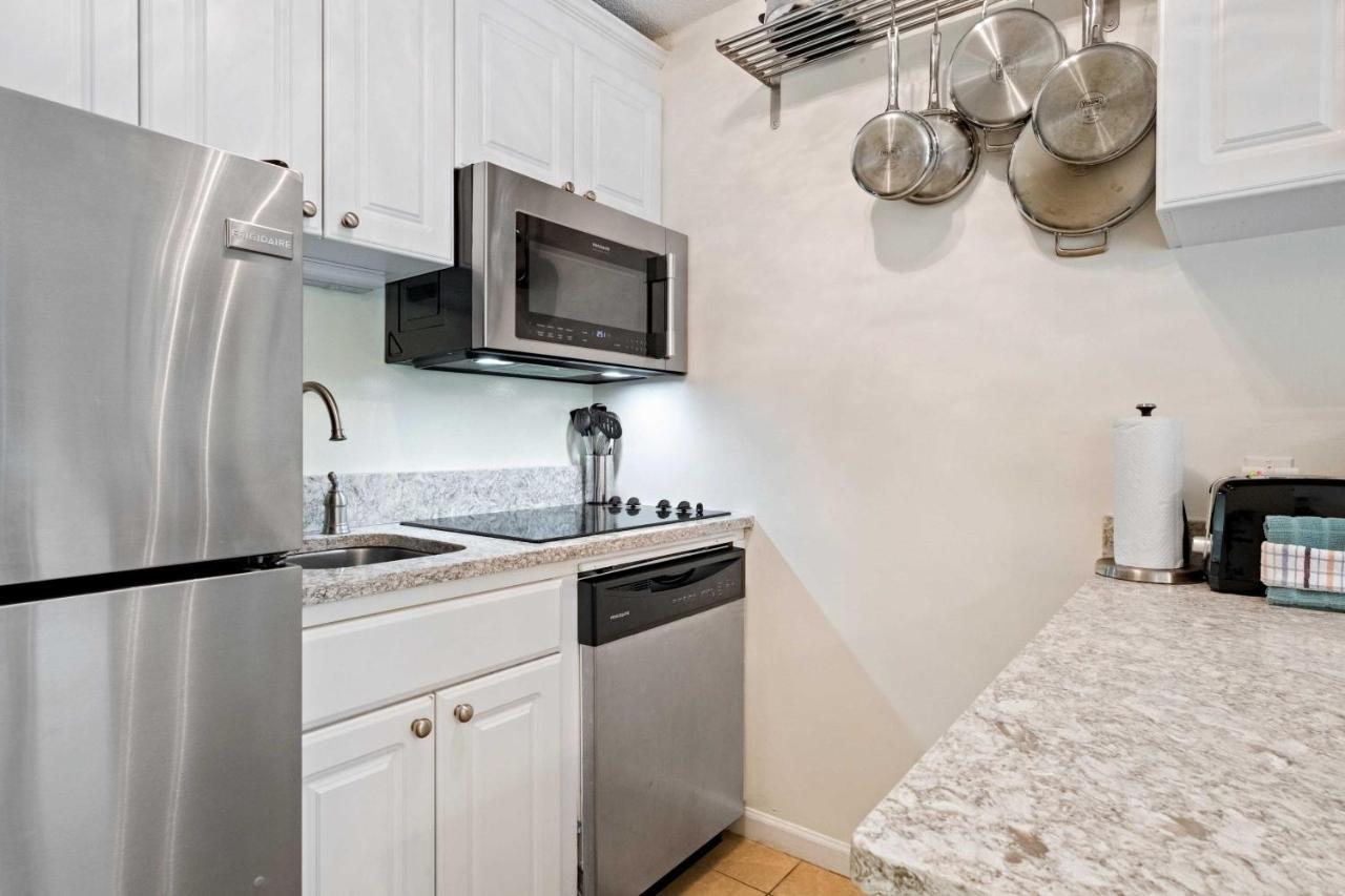 Walk To Beach Resort Condo In Hilton Head! Hilton Head Island Buitenkant foto